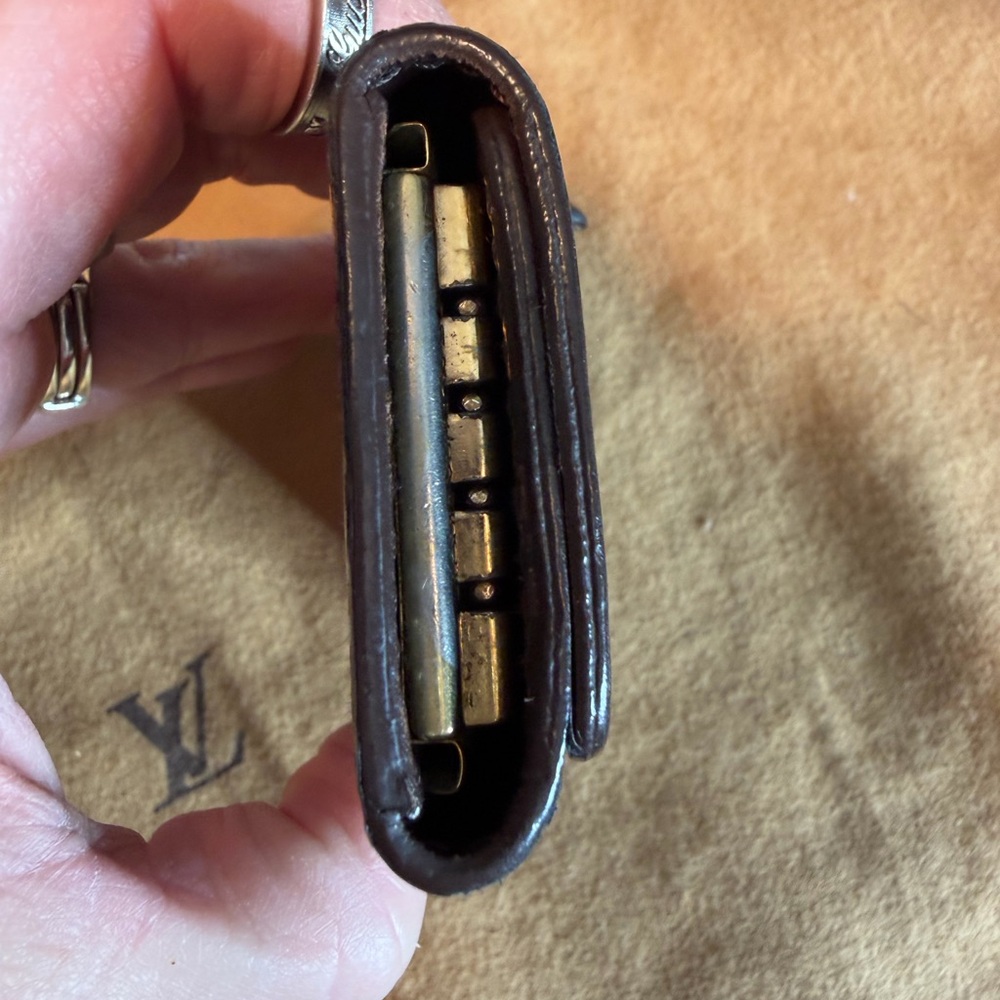 Louis Vuitton Dark Monogram Key Holder - Picture 4 of 7